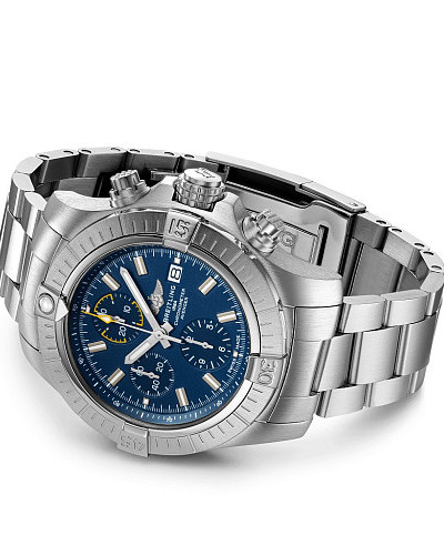 Breitling Avenger Chronograph 45 A13317101C1A1